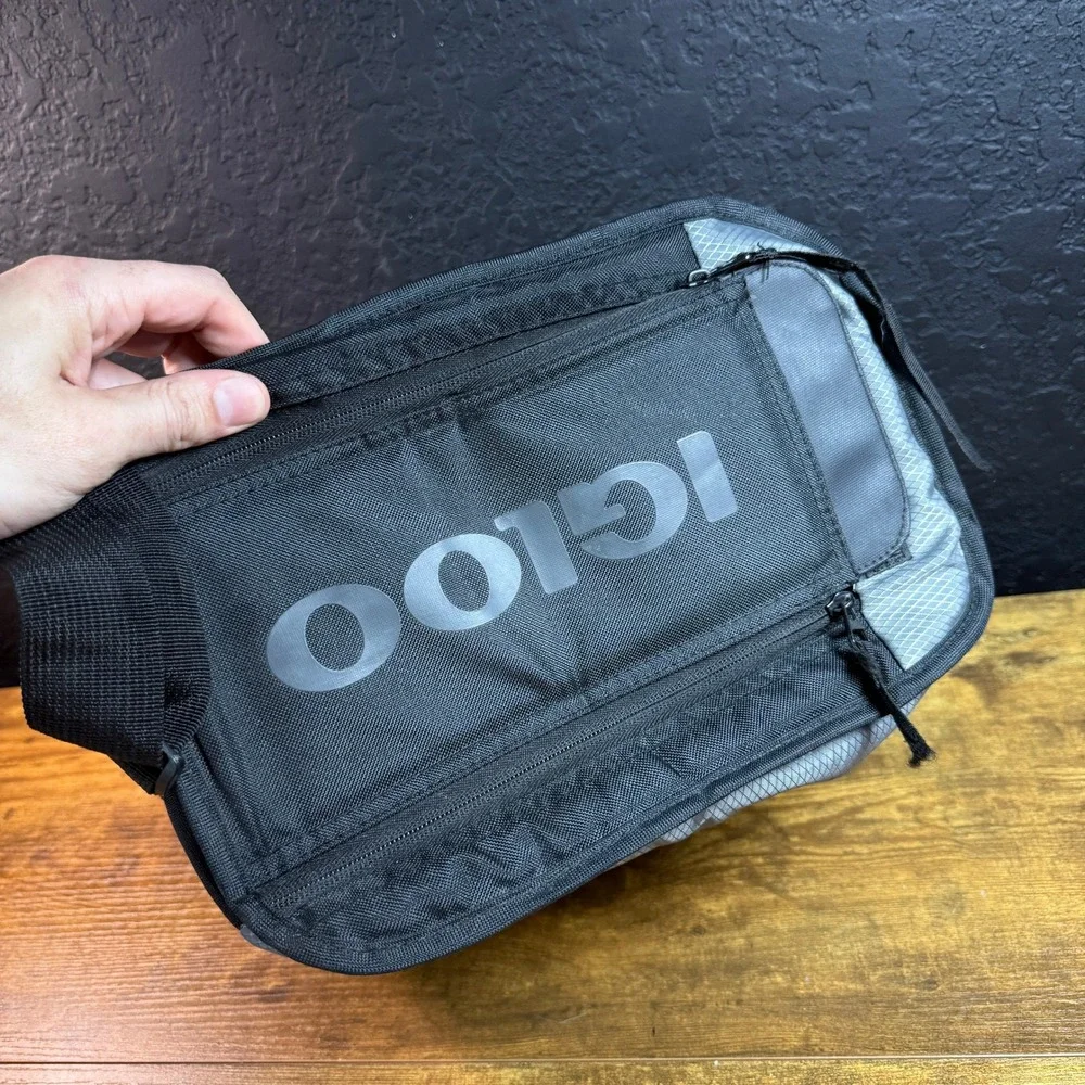 Igloo Corvette Racing C8 Gray Ripstop Insulated Cooler Bag Shoulder Strap OS